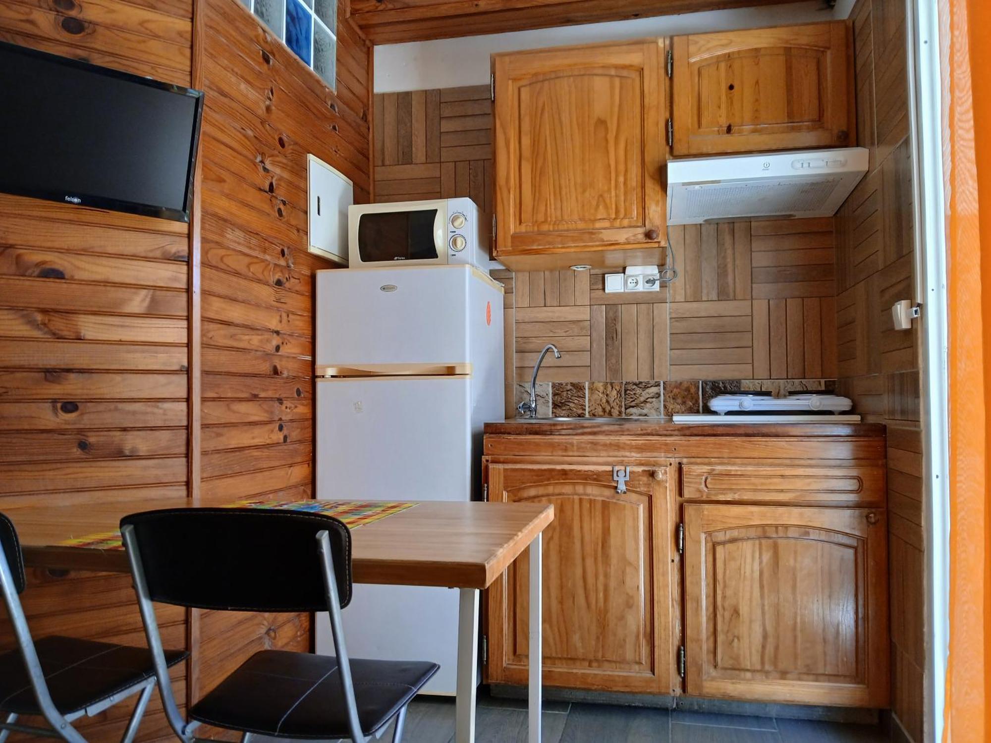 Urban-Oasis Appartement Sainte-Anne  Buitenkant foto