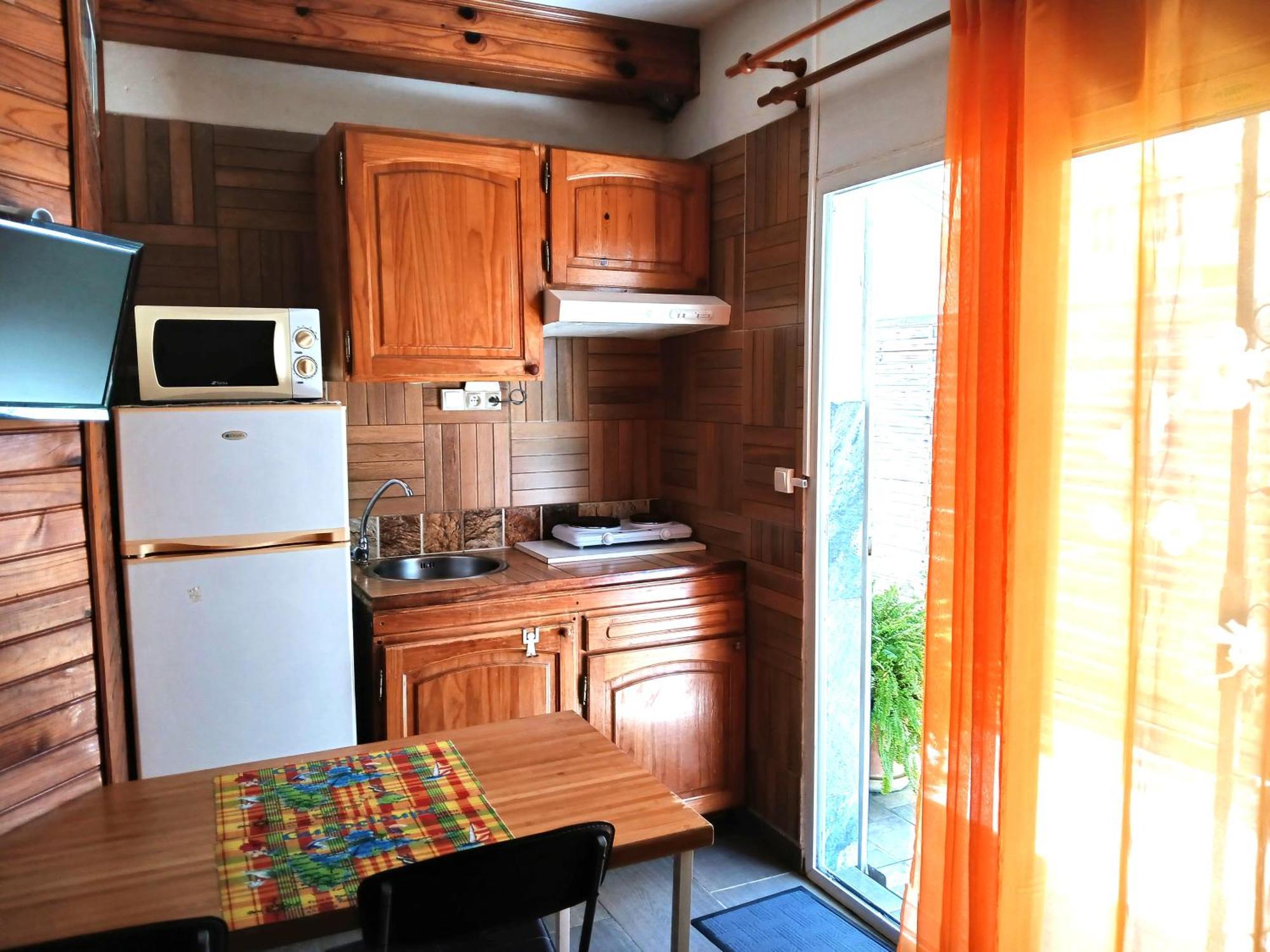 Urban-Oasis Appartement Sainte-Anne  Buitenkant foto